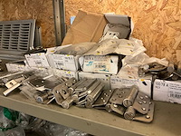 Scharnier - afbeelding 2 van  6