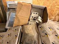 Scharnier - afbeelding 6 van  6