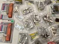 Scharnieren en schuifsloten kapstokken - afbeelding 3 van  14