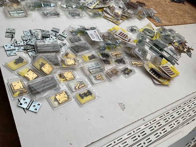 Scharnieren en schuifsloten - afbeelding 5 van  13