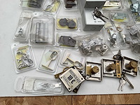 Scharnieren en schuifsloten - afbeelding 6 van  13