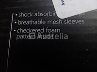 Scheenbeschermers - met sokken - maat m avento - afbeelding 2 van  4