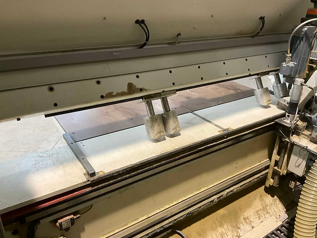 Scheer bs 51 deuvelinvoermachine cnc gestuurd - afbeelding 5 van  22