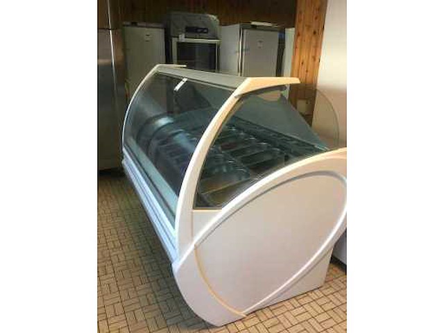 Schepijsvitrine - afbeelding 1 van  8