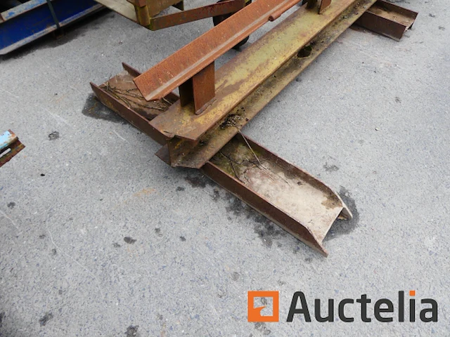 Scheren, roltafel - afbeelding 1 van  7