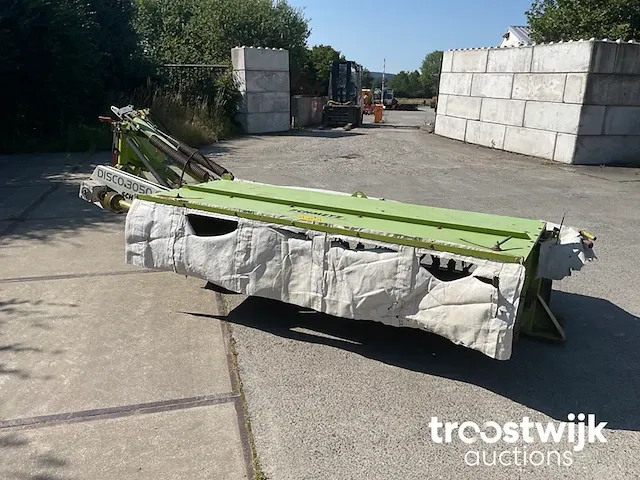 Schijvenmaaier met kneuzer - afbeelding 7 van  11