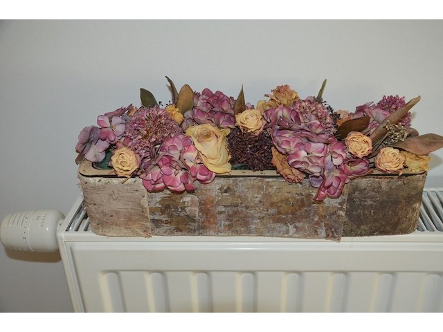 Schilderij bloemen achter glas getekend, 2 sierstukken - afbeelding 8 van  9