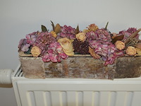 Schilderij bloemen achter glas getekend, 2 sierstukken - afbeelding 8 van  9