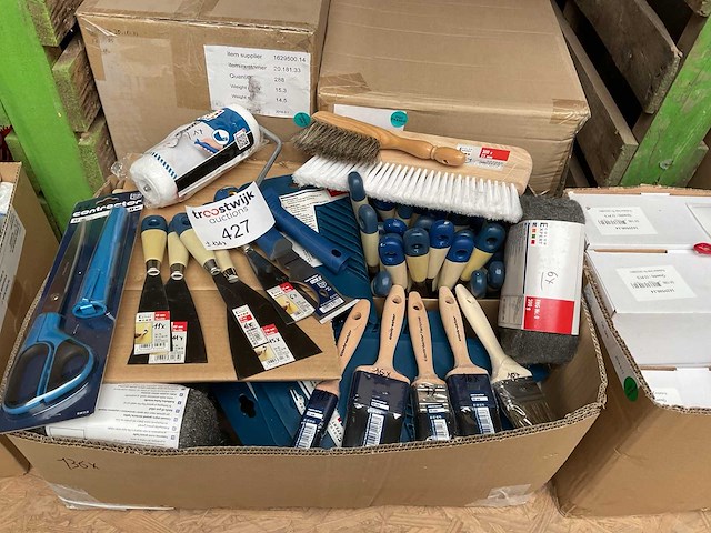 Schildersgereedschap (136x) - afbeelding 1 van  7