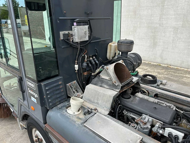 Schmidt - 2001 - swingo 225 - zelfrijdende veegmachine - afbeelding 32 van  54