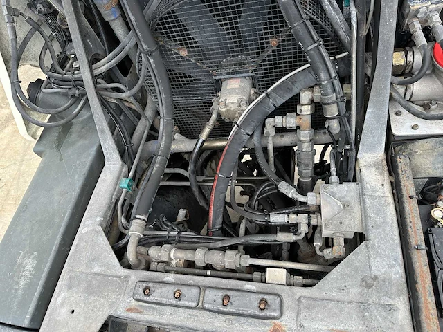 Schmidt - 2001 - swingo 225 - zelfrijdende veegmachine - afbeelding 36 van  54