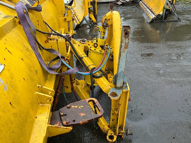 Schmidt frankrijk sneeuw sm 5 sneeuwploeg - afbeelding 7 van  17