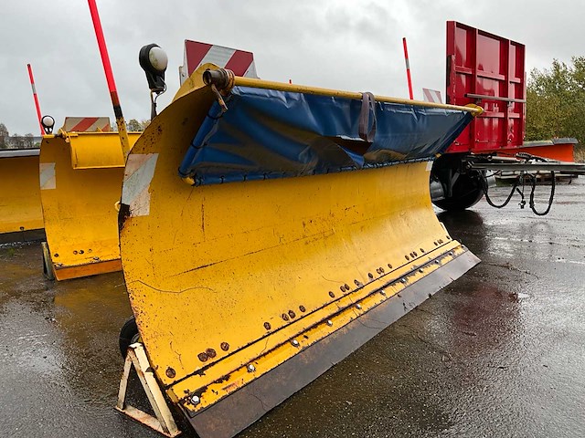 Schmidt frankrijk sneeuw sm 5 sneeuwploeg - afbeelding 15 van  17