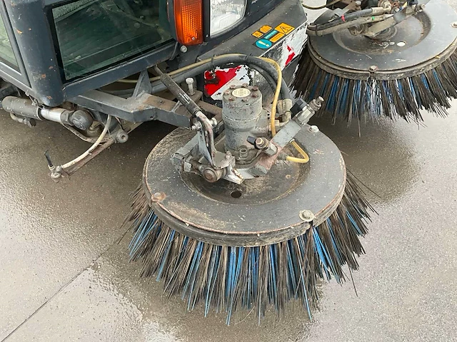 Schmidt swingo 250 veegmachine, zelfrijdend - afbeelding 27 van  34