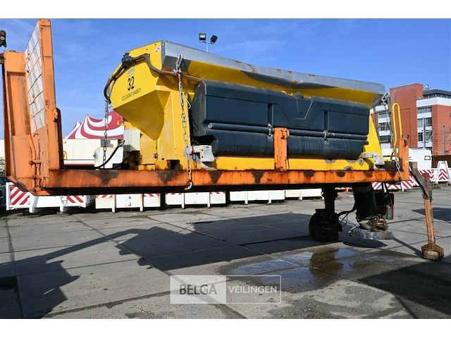 Schmidt zoutstrooier op containerslede - afbeelding 1 van  15