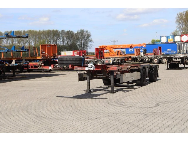 Schmitz 40ft hc-chassis discbrakes liftaxle - afbeelding 1 van  1