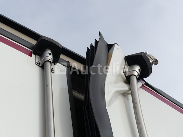 Schmitz cargobull koeloplegger (2015-vin:wsm0000005141755) - afbeelding 11 van  30