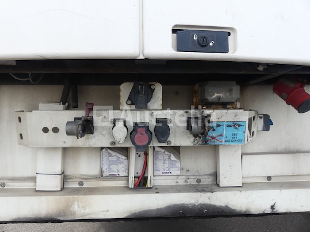 Schmitz cargobull koeloplegger (2015-vin:wsm0000005141755) - afbeelding 23 van  30