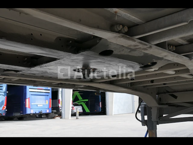Schmitz cargobull schuifzeiloplegger dekzeil platform en vloer voor coil transport - afbeelding 30 van  34
