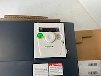 Schneider altivar 312 atv312hd11m3b frequentieregelaar - afbeelding 7 van  10