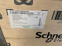 Schneider altivar 71 atv71hd37m3xg1 inbouw frequentieregelaar - afbeelding 3 van  11
