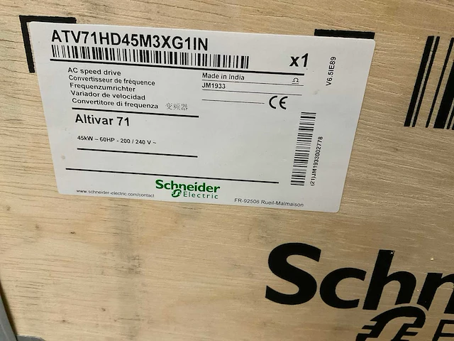 Schneider altivar 71 atv71hd45m3xg1 inbouw frequentieregelaar - afbeelding 3 van  11