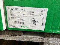 Schneider atv310lu15n4 frequentieregelaar - afbeelding 7 van  7