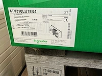 Schneider atv310lu15n4 frequentieregelaar - afbeelding 6 van  7