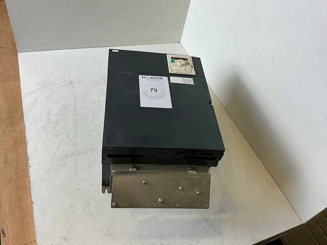 Schneider atv312hd15n4 frequentieregelaar - afbeelding 2 van  6