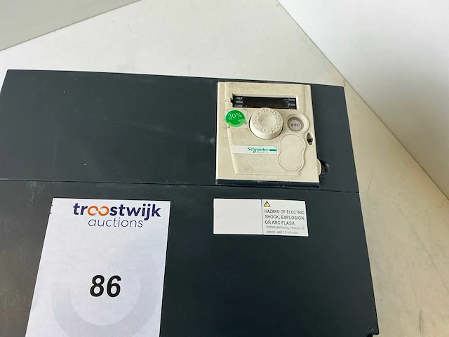 Schneider atv312hd15n4 frequentieregelaar - afbeelding 4 van  7