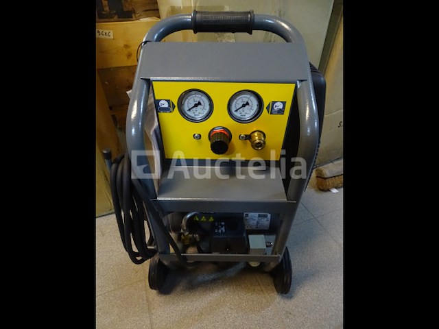 Schneider cpm 210-8-10 wxof professionele compressor - winkelwaarde €641 - afbeelding 1 van  9