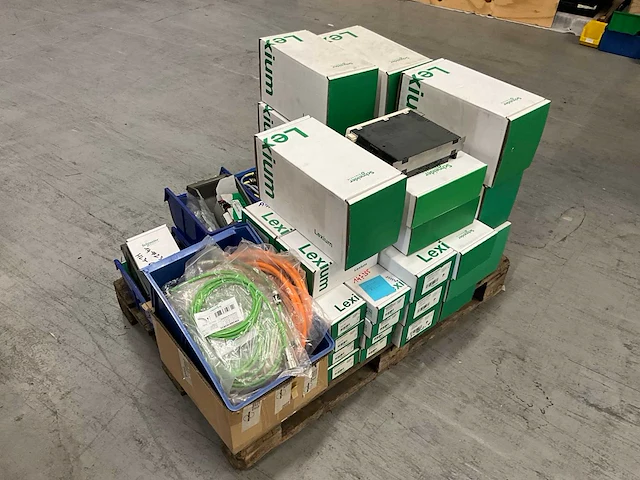 Schneider partij elektrische onderdelen - afbeelding 1 van  50