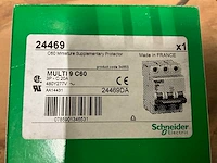 Schneider partij elektrische onderdelen - afbeelding 15 van  50