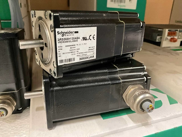 Schneider partij elektrische onderdelen - afbeelding 29 van  50