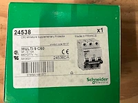 Schneider partij elektrische onderdelen - afbeelding 50 van  50