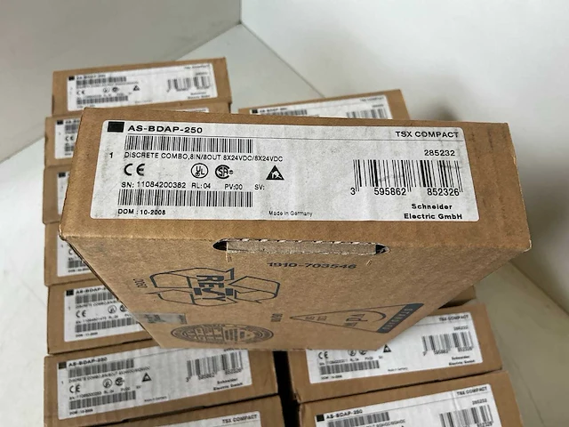 Schneider tsx compact as-bdap-250 plc module (20x) - afbeelding 4 van  7