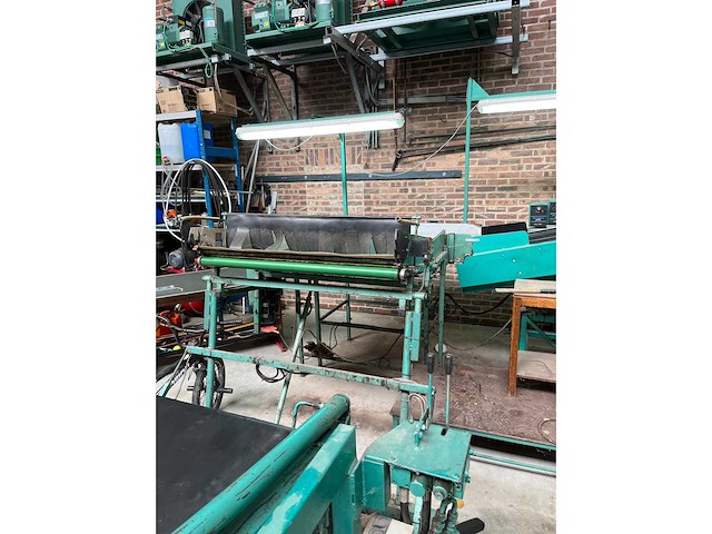 Schoemans 3-sporige appelen-/peren sorteermachine - afbeelding 2 van  7