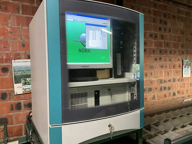 Schoemans 3-sporige sorteermachine - afbeelding 7 van  21