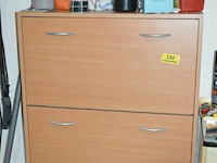 Schoenenkast met 3 lades - met inhoud - afbeelding 2 van  3