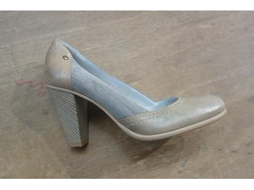Schoenveiling - dames