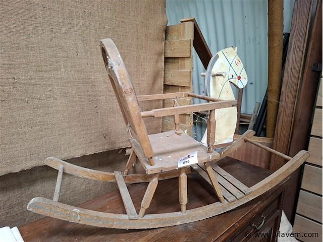 Schommelpaard - afbeelding 1 van  1