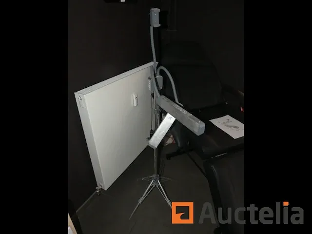 Schoonheidssalon en kapper zetels + vloerlamp - afbeelding 2 van  8