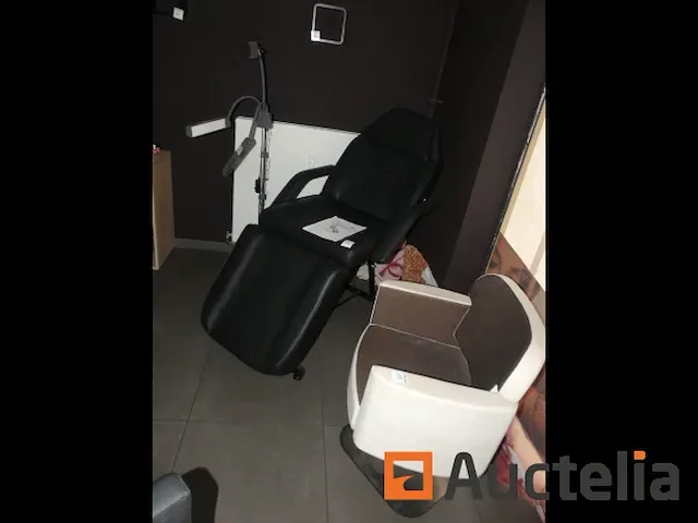 Schoonheidssalon en kapper zetels + vloerlamp - afbeelding 5 van  8