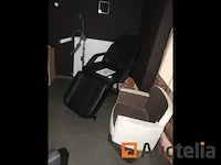 Schoonheidssalon en kapper zetels + vloerlamp - afbeelding 5 van  8