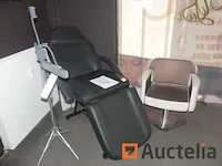 Schoonheidssalon en kapper zetels + vloerlamp - afbeelding 6 van  8