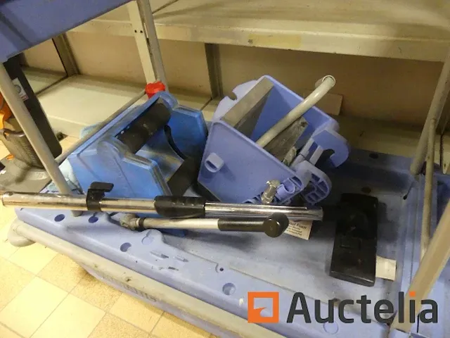 Schoonmaak roltafels - afbeelding 2 van  6