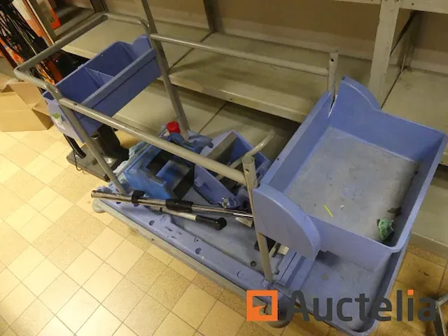 Schoonmaak roltafels - afbeelding 4 van  6