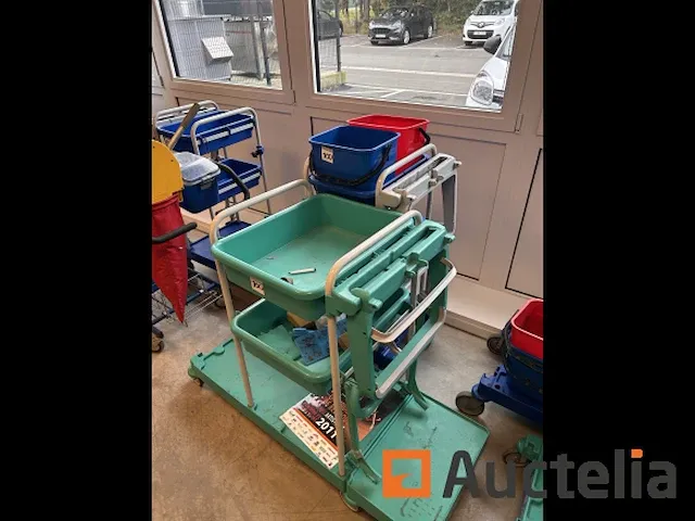 Schoonmaak roltafels - afbeelding 6 van  6