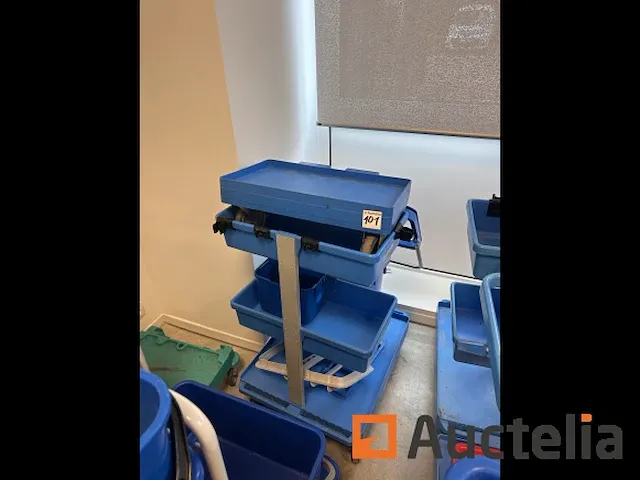 Schoonmaak roltafels - afbeelding 4 van  6