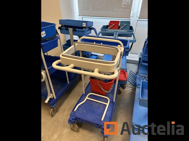 Schoonmaak roltafels - afbeelding 6 van  6